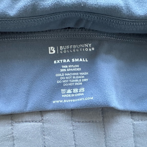 BuffBunny Revolution Sports Bra - Picture 3 of 3